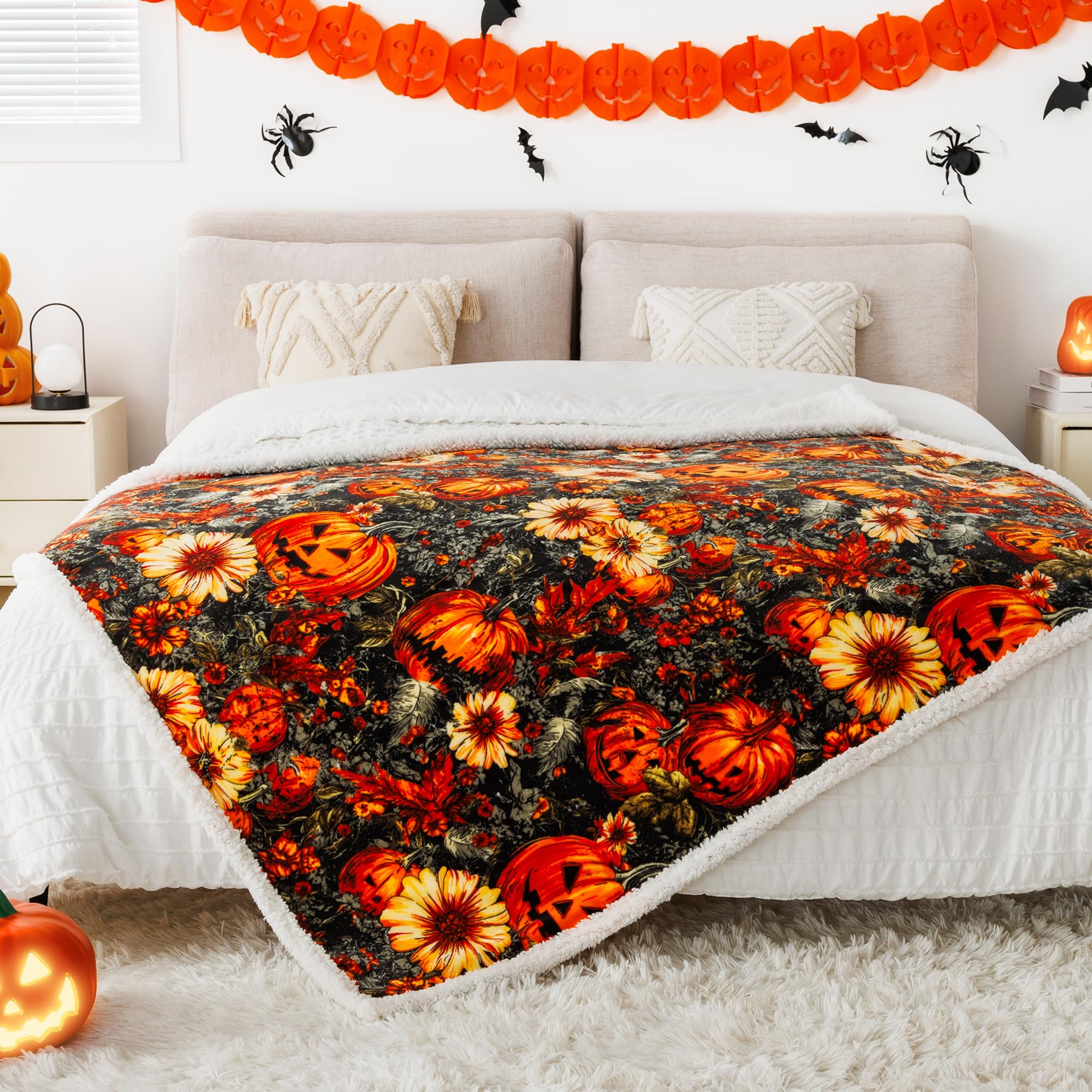 Amazon.com: ROMROL Halloween Throw Blanket Fall Sherpa Pumpkin
